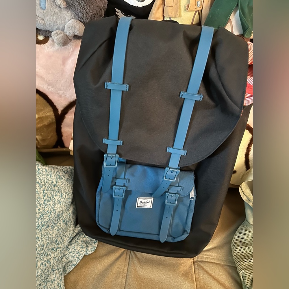 Herschel Little America Backpack EUC!! Like New!!
